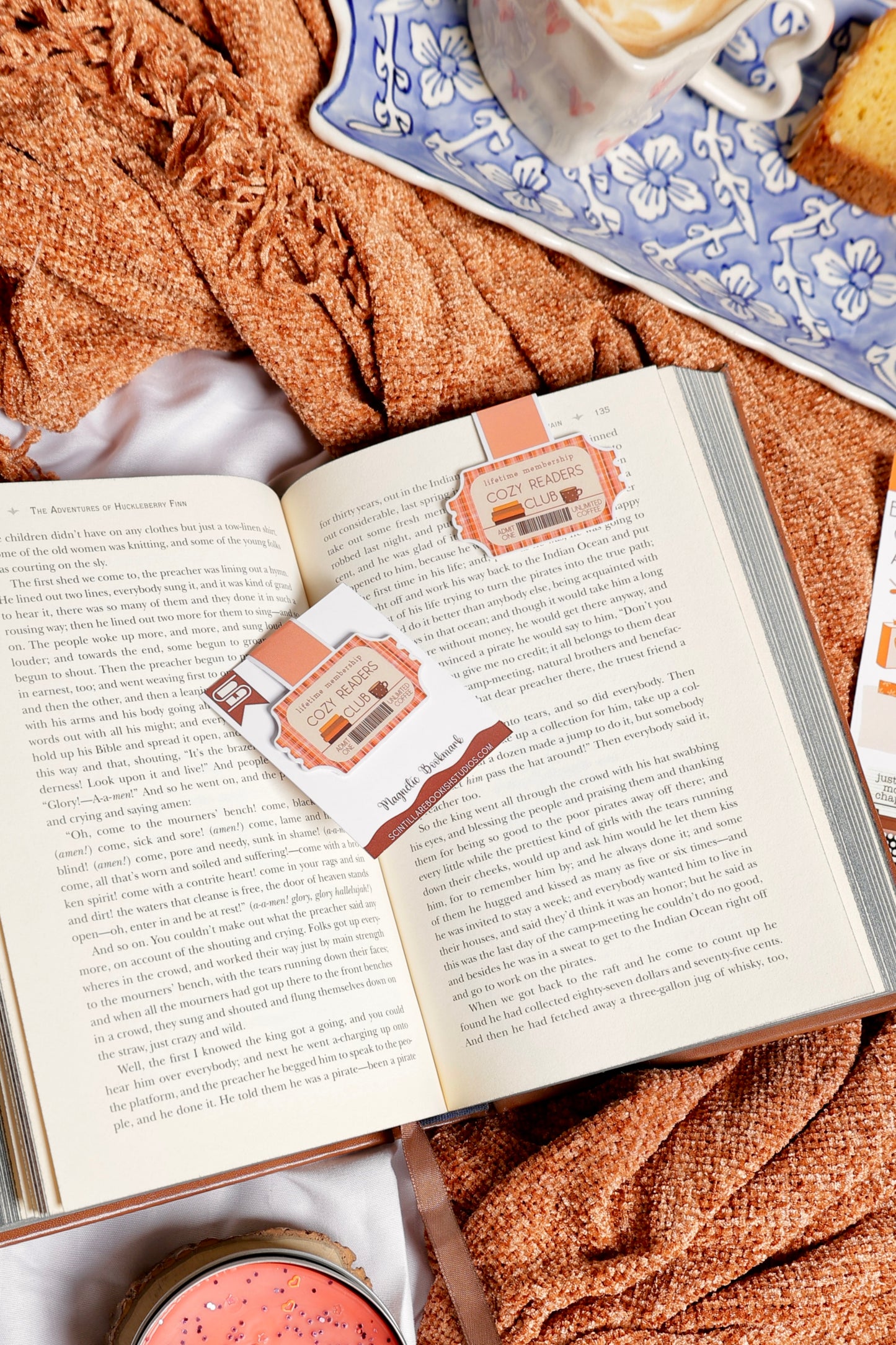 Cozy Readers Club Magnetic Bookmark